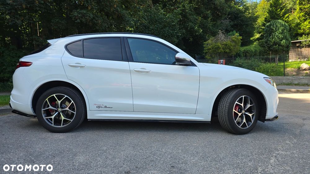 Alfa Romeo Stelvio 2.0 Turbo TI Q4 - 9