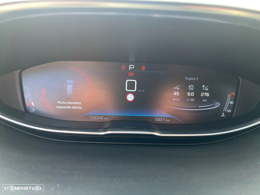 Peugeot 5008 BlueHDI 130 EAT8 Allure Pack - 3