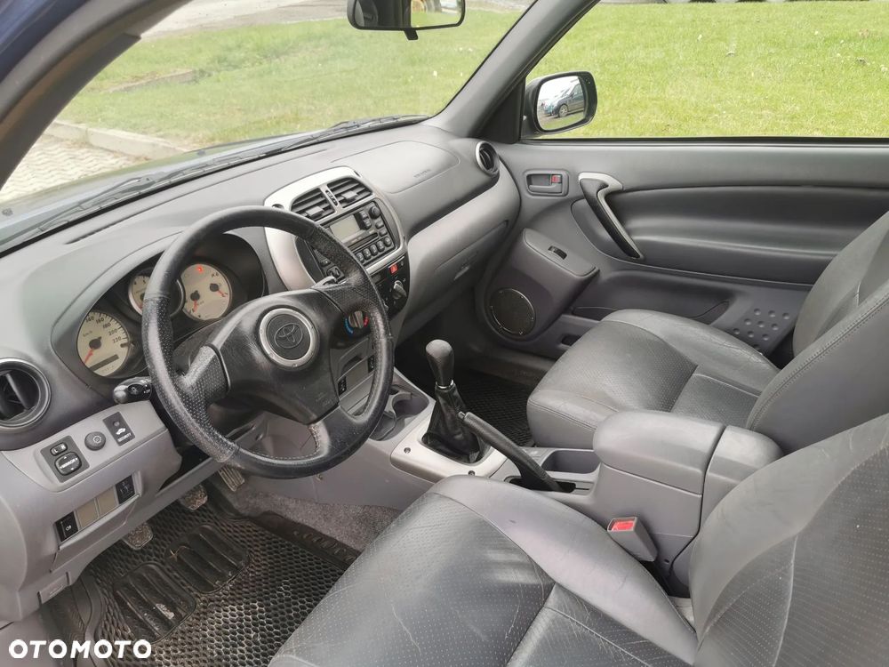 Toyota RAV4 4x4 Executive - 14