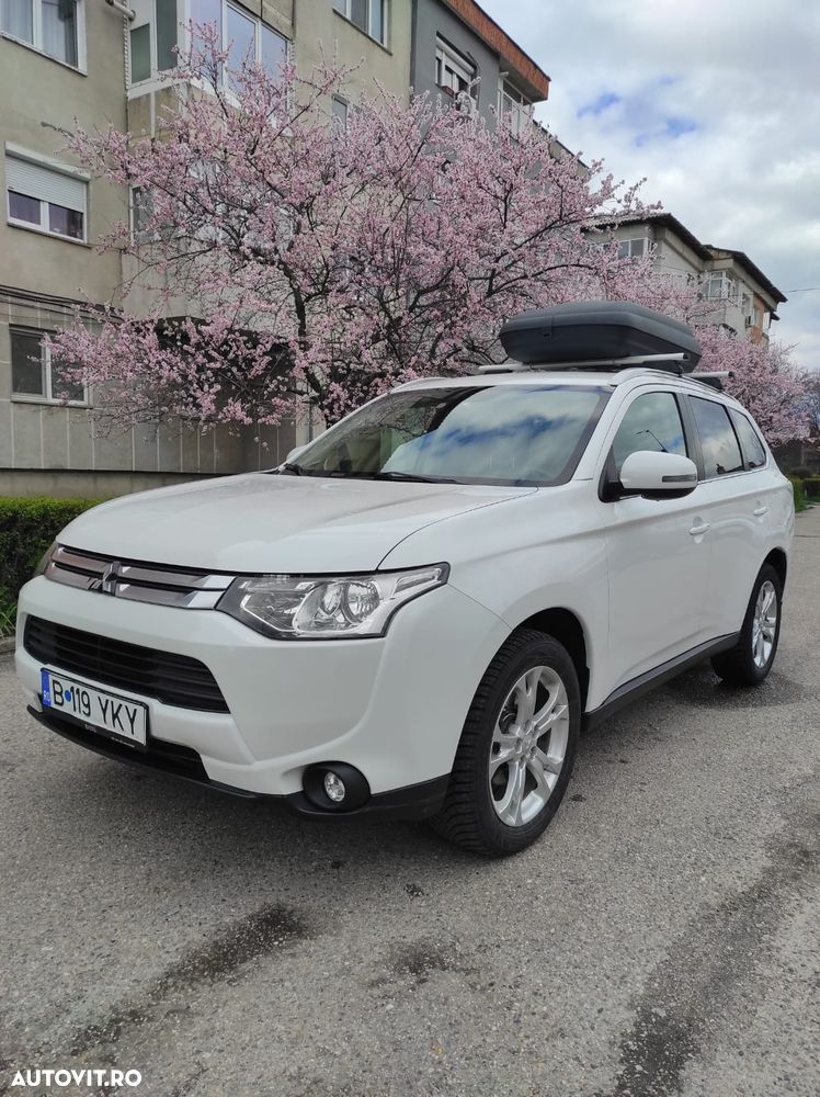 Mitsubishi Outlander 2.2 DI-D 2WD Invite - 1