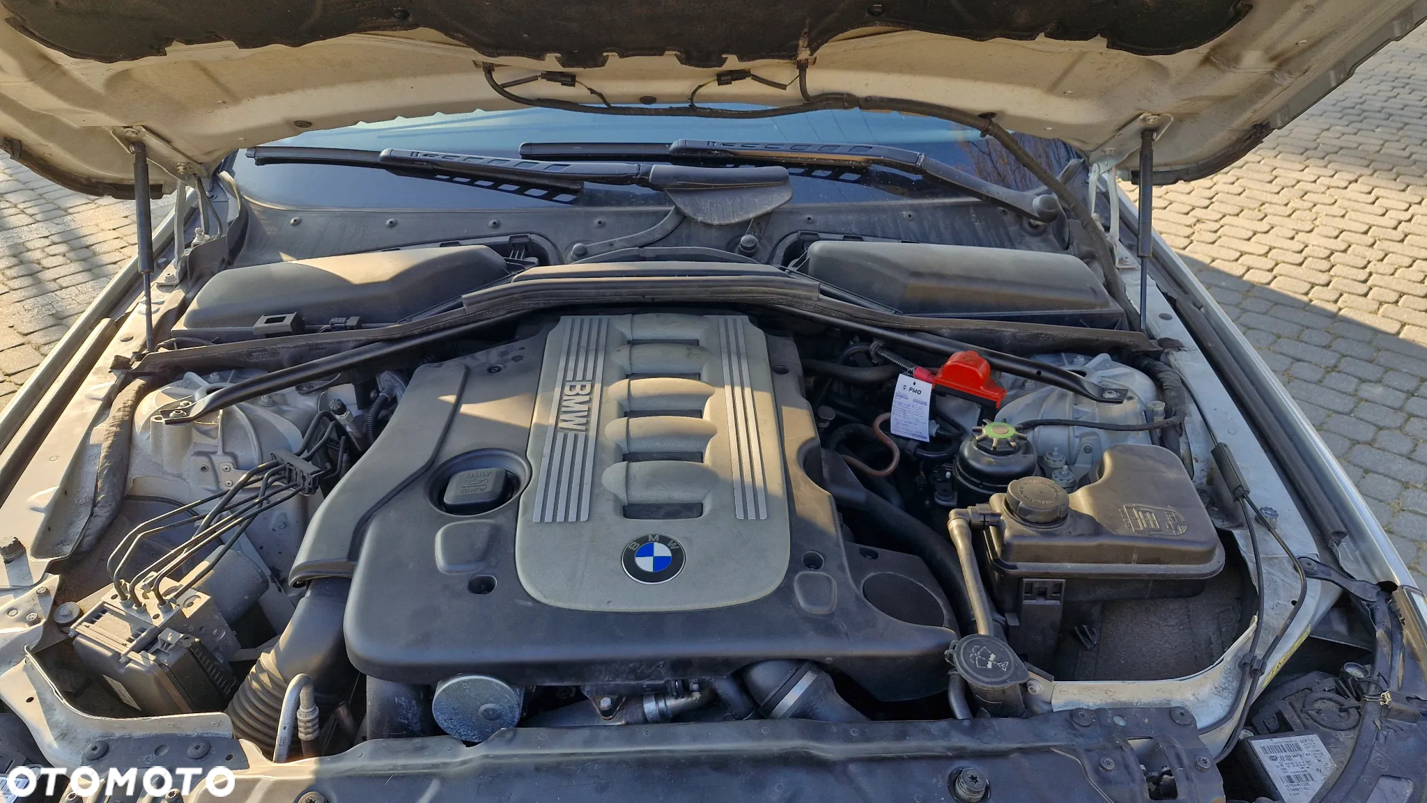 BMW Seria 5 525xd - 11