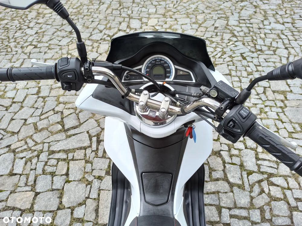 Honda PCX - 5
