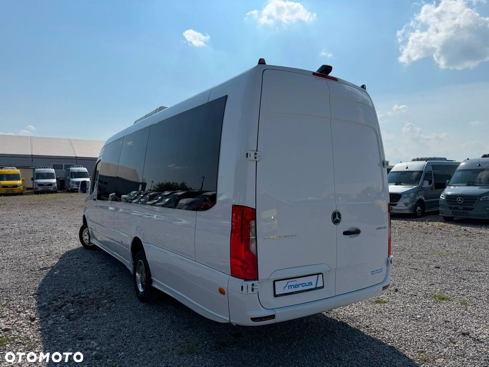 Mercedes-Benz Sprinter 519 - 7