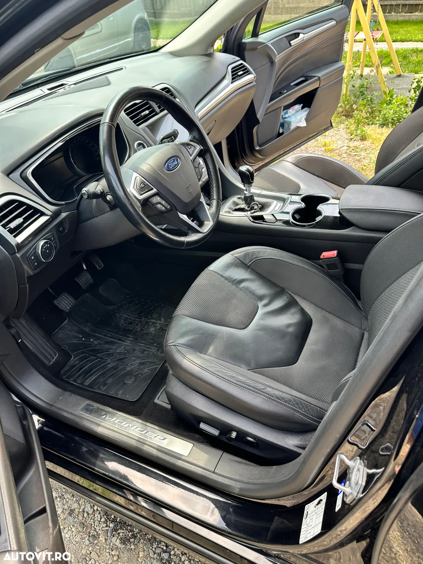 Ford Mondeo 2.0 TDCi Titanium - 16