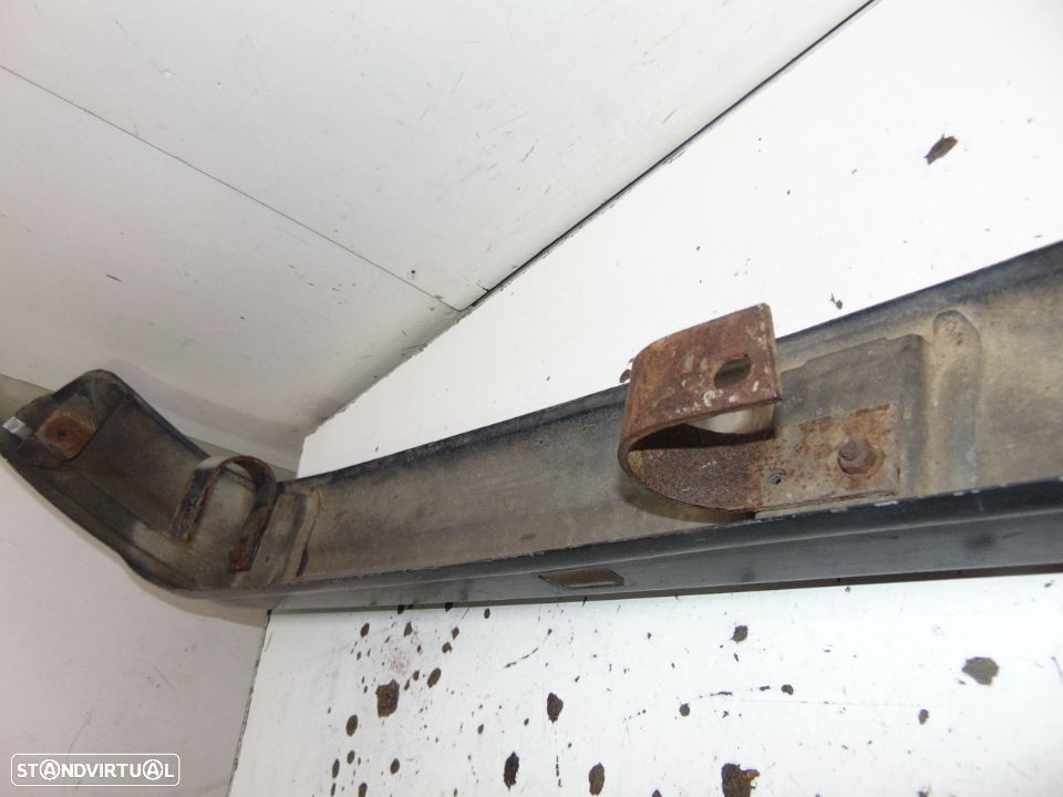 Peugeot 104 para-choques trás - 8