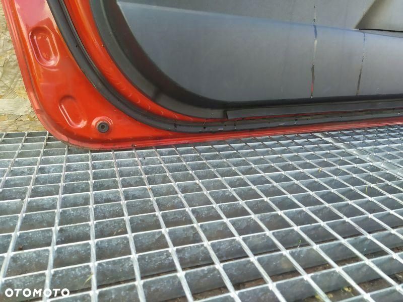 DRZWI LEWE KIEROWCY KOMPLETNE 3D TOYOTA YARIS II 2 - 6