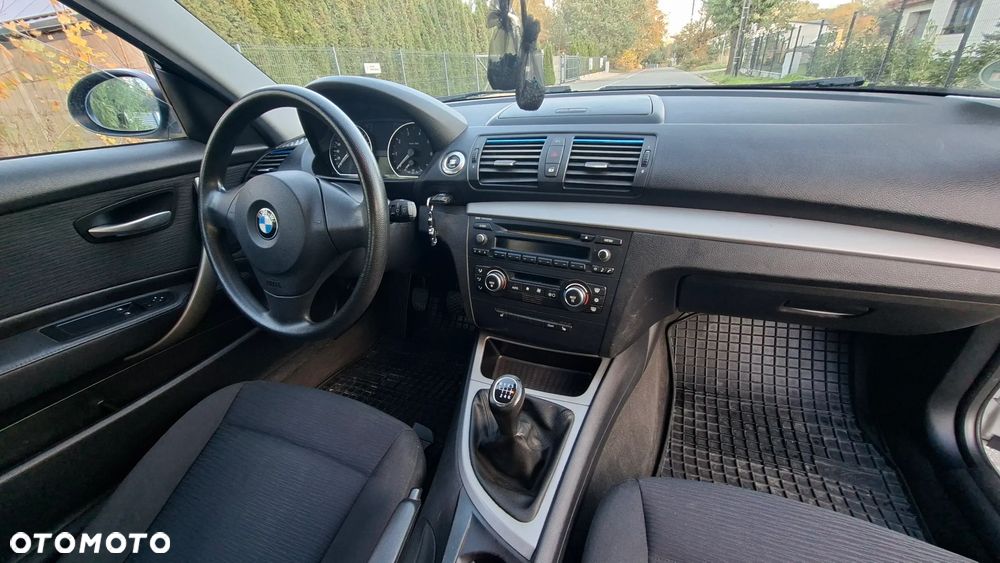 BMW Seria 1 118i - 16