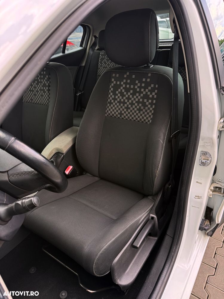 Renault Megane 1.5 dCi Dynamique - 23