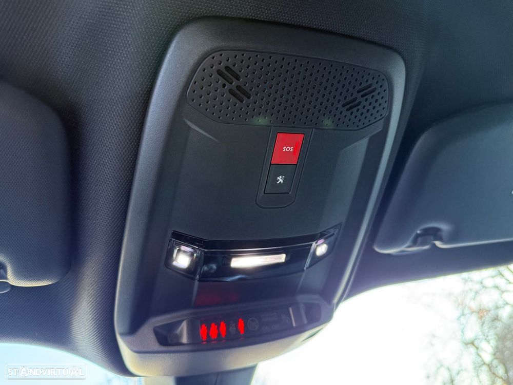 Peugeot 2008 1.2 PureTech GT Line EAT8 - 20