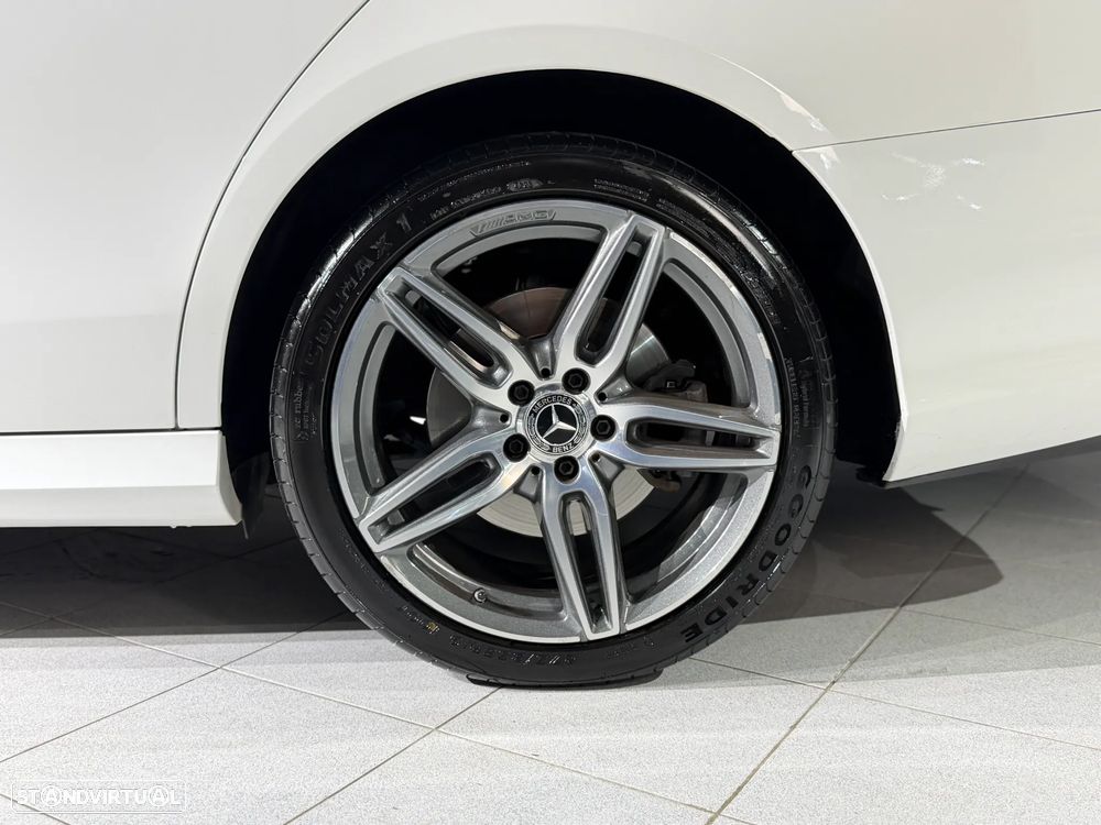 Mercedes-Benz E 350 e AMG - 9