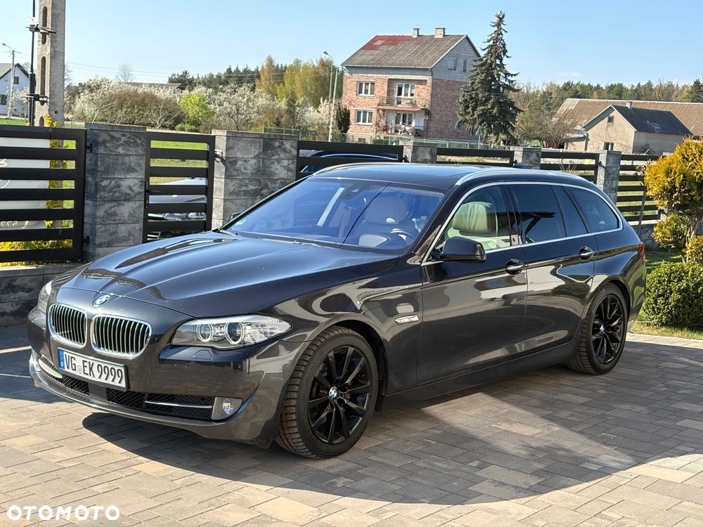 BMW Seria 5 525d - 1