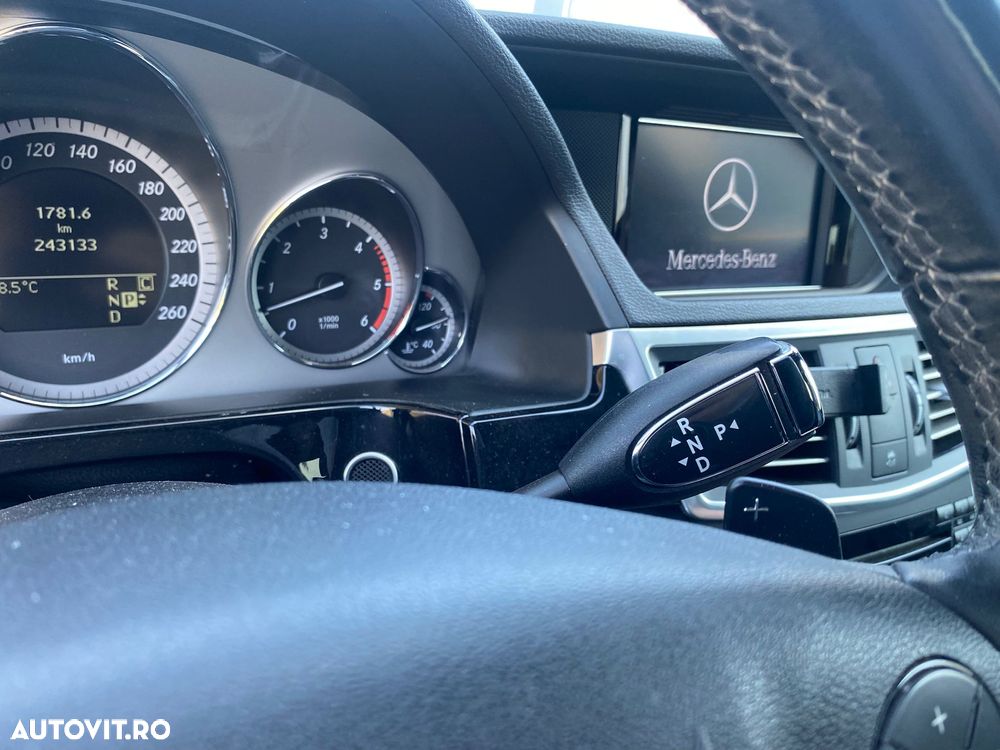 Mercedes-Benz E 350 CDI 4MATIC BlueEfficiency Aut. - 25
