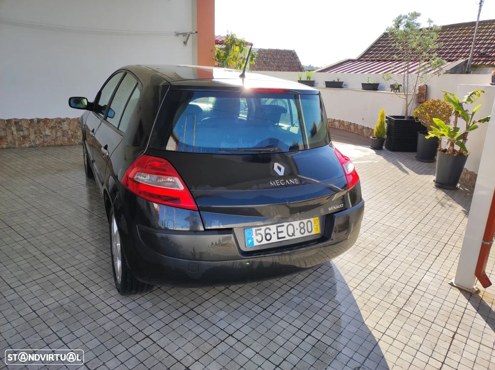 Renault Mégane 1.5 dCi Dynamique S - 2