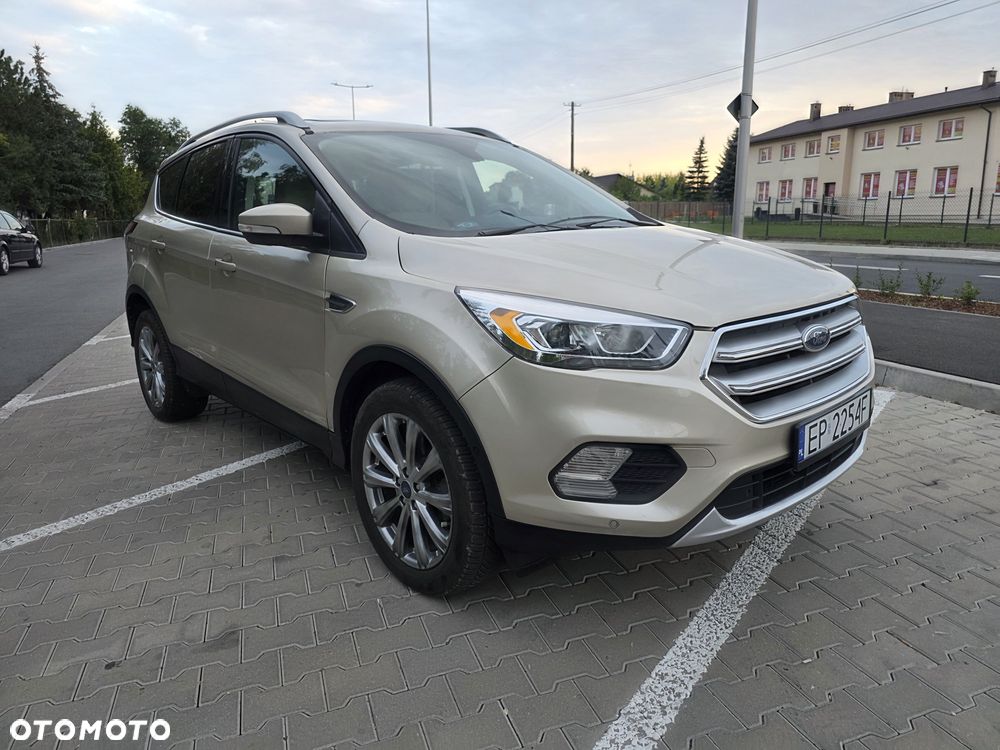 Ford Kuga - 4