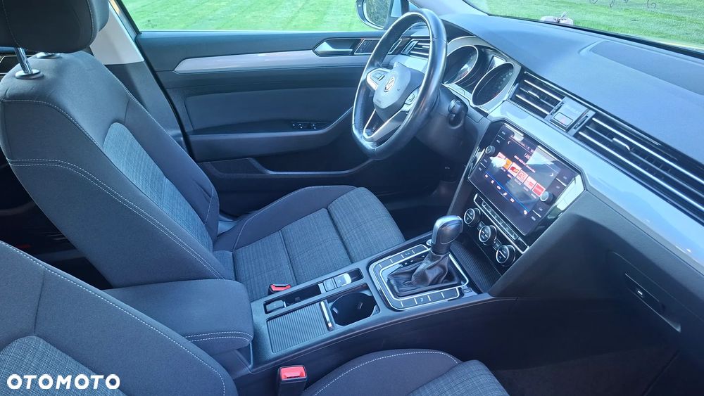 Volkswagen Passat 2.0 TDI EVO Business DSG - 14