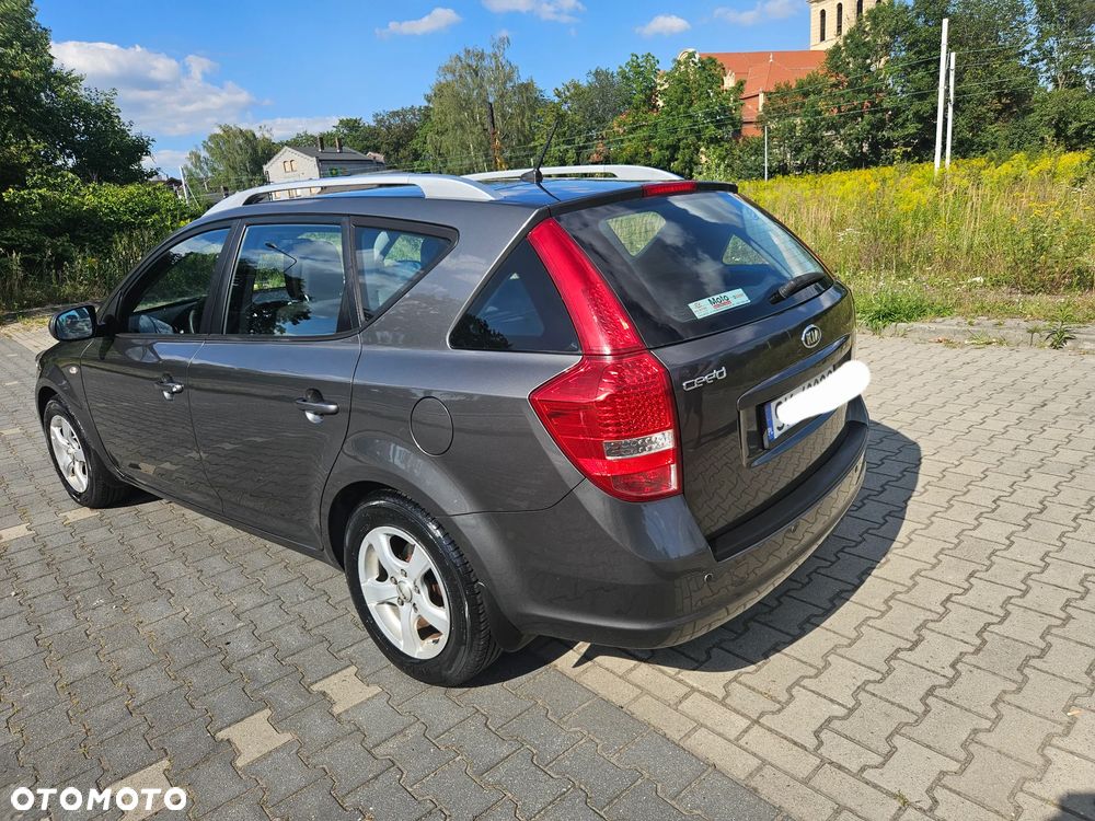 Kia Ceed 1.6 Comfort + - 7