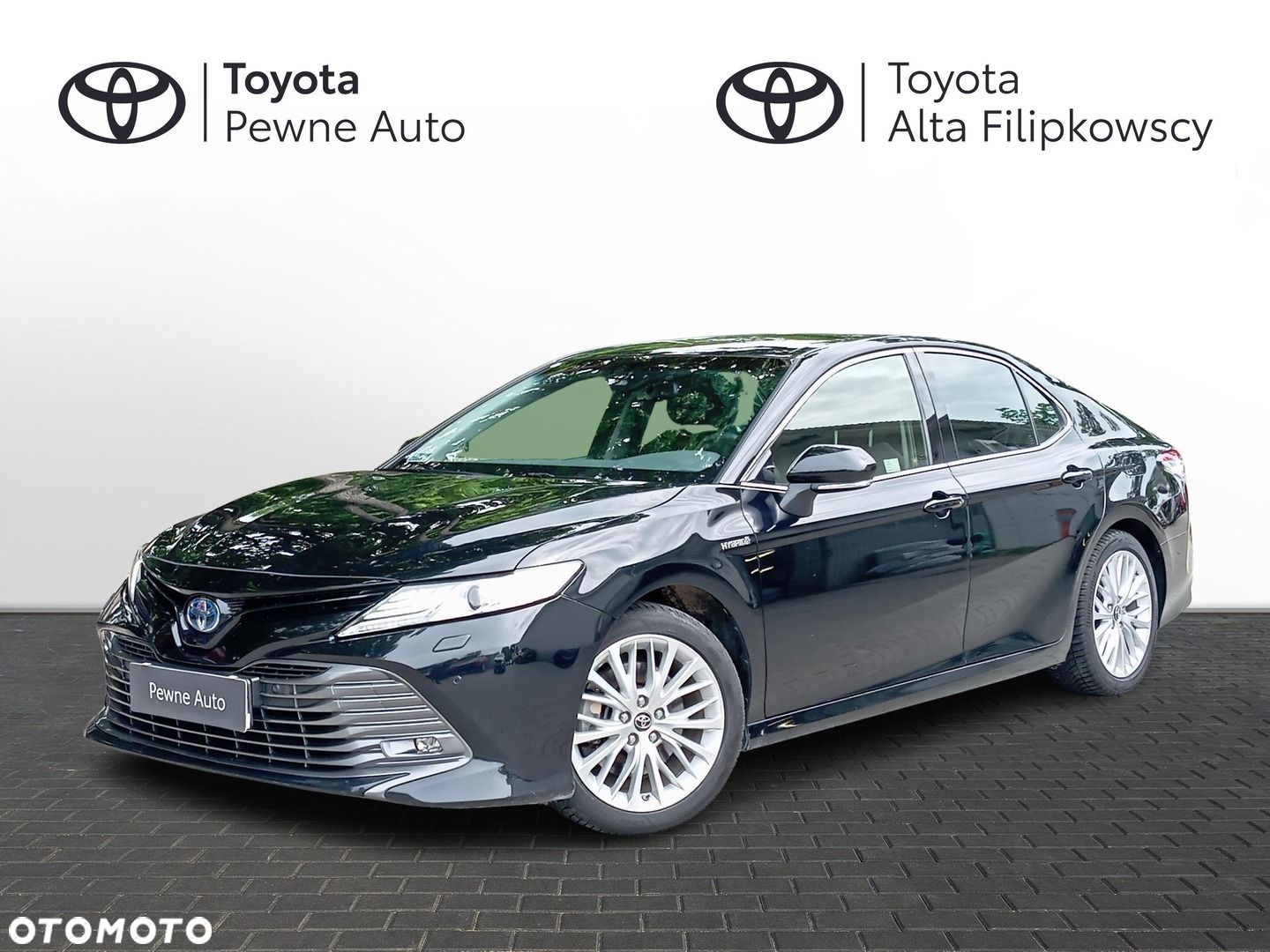 Toyota Camry - 1