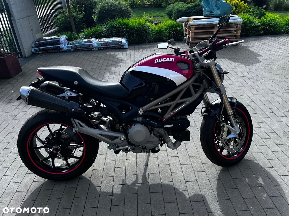 Ducati Monster - 2