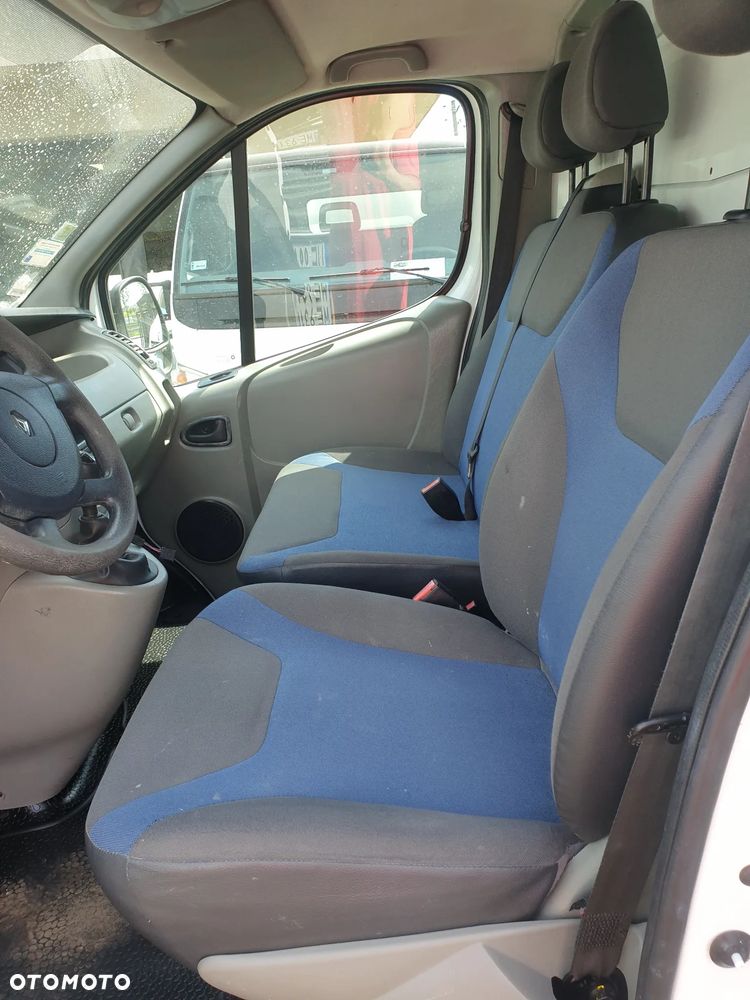 Renault trafic - 8