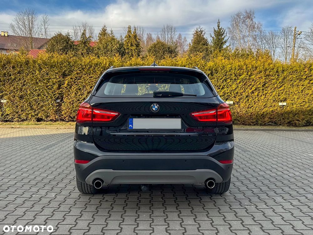 BMW X1 sDrive20i GPF - 7