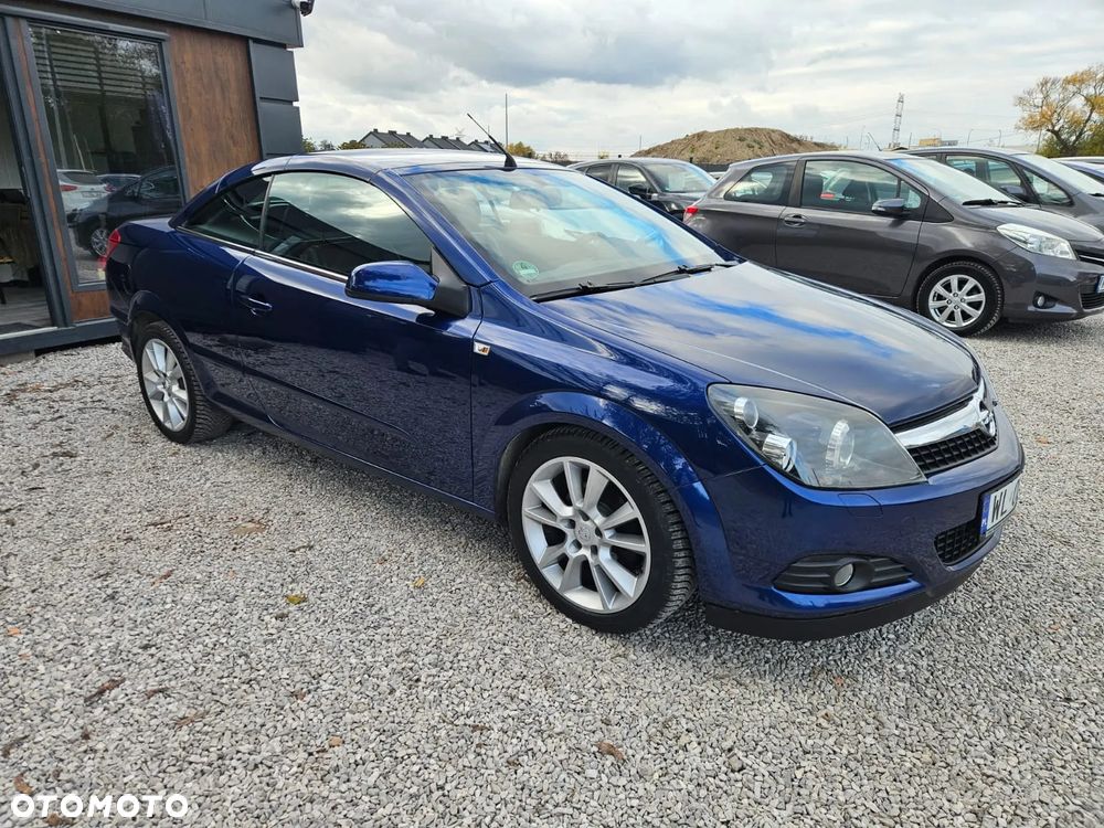 Opel Astra 1.8 Cosmo - 9