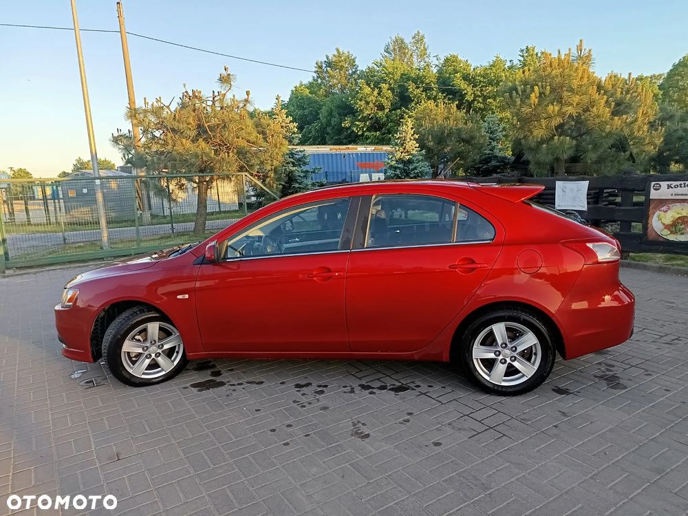 Mitsubishi Lancer - 7