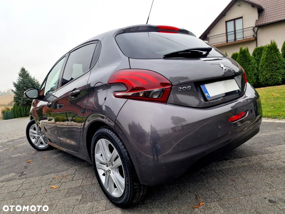 Peugeot 208 2018 photo 4