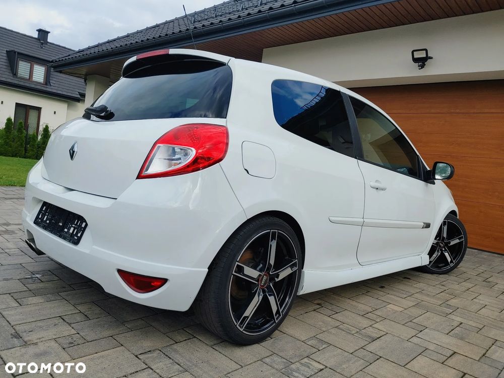 Renault Clio 1.6 16V GT - 2