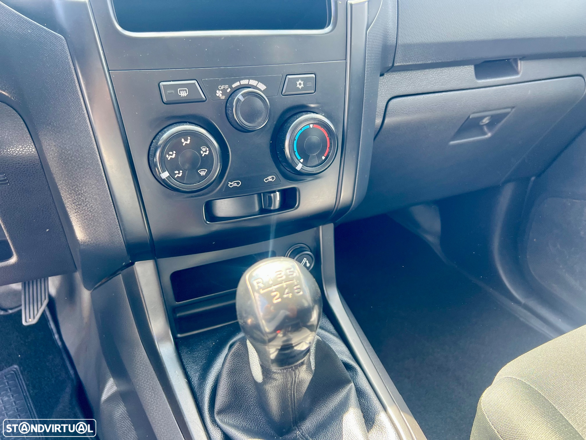 Isuzu D-Max 1.9 Ddi CD 2WD L CH - 12