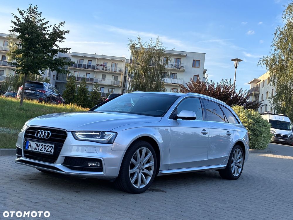Audi A4 Avant 2.0 TDI DPF S line Sportpaket - 2