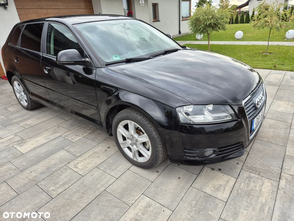 Audi A3 Sportback 1.6 Attraction - 2