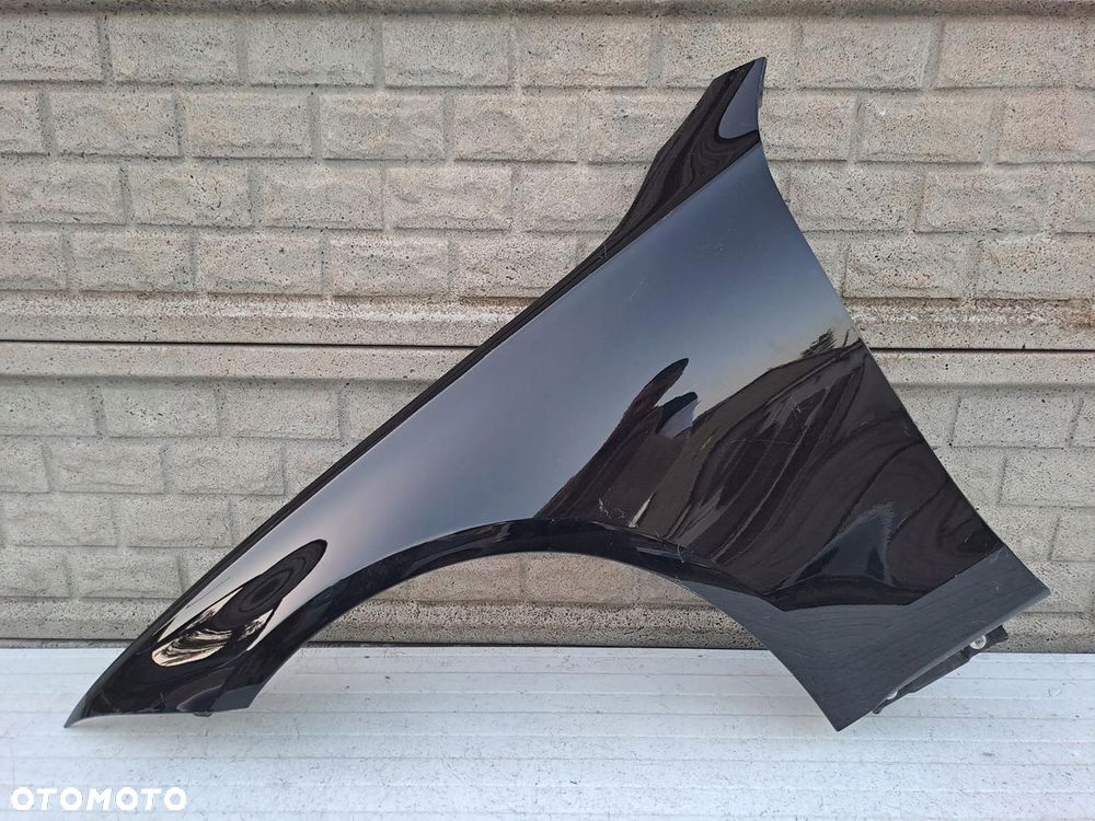 MERCEDES W223 W 223 S KLASA BŁOTNIK PRZEDNI LEWY - 1