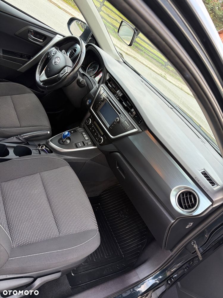 Toyota Auris 1.8 HSD Prestige NAVI - 28