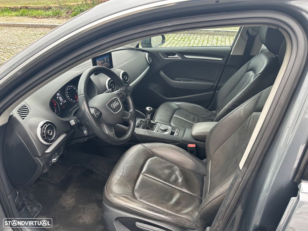 Audi A3 Sportback 1.6 TDI ultra Attraction - 9