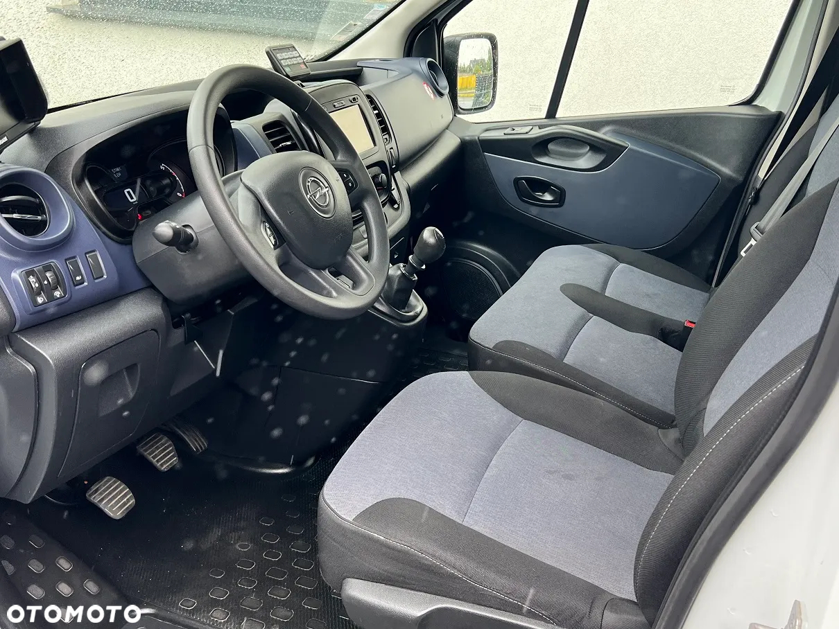 Opel Vivaro Kontener Karetka Kamper Ambulans Ambulance EN1789 - 12
