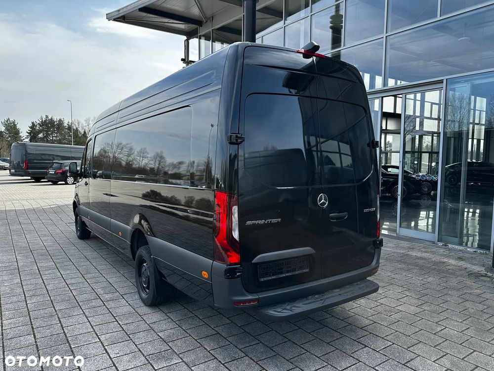 Mercedes-Benz Sprinter - 9