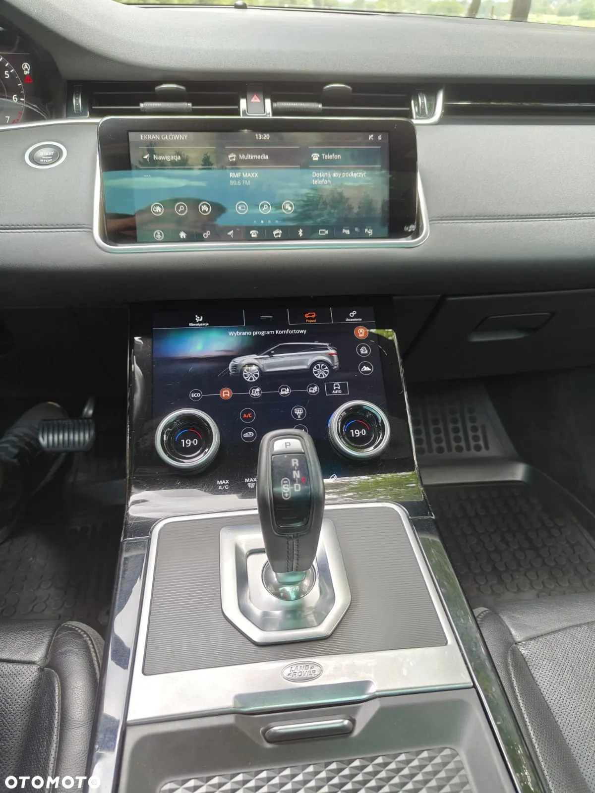 Land Rover Range Rover Evoque P250 SE - 13