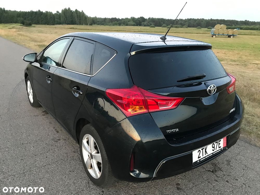 Toyota Auris - 4