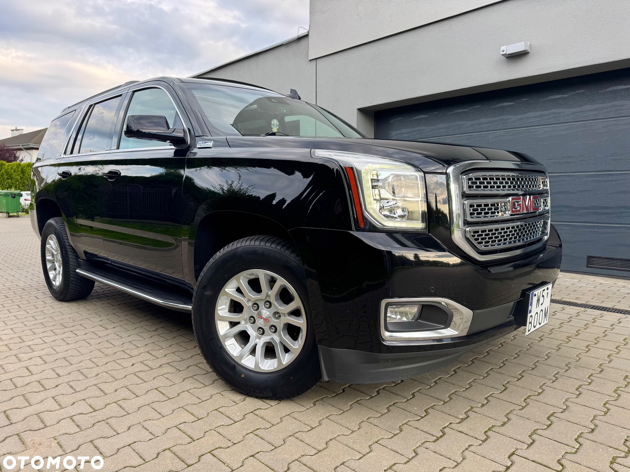 GMC Yukon - 3