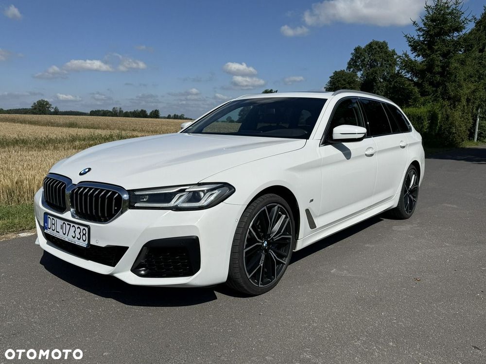 BMW Seria 5 530d mHEV M Sport sport