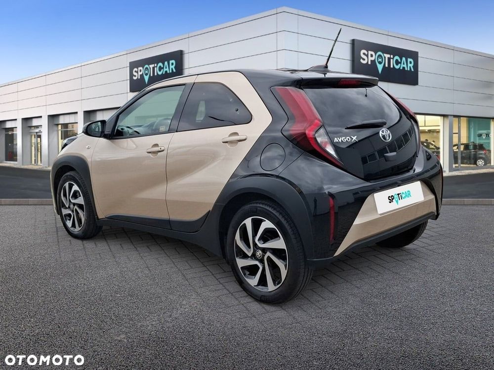 Toyota Aygo X 1.0 VVT-i Style CVT - 8