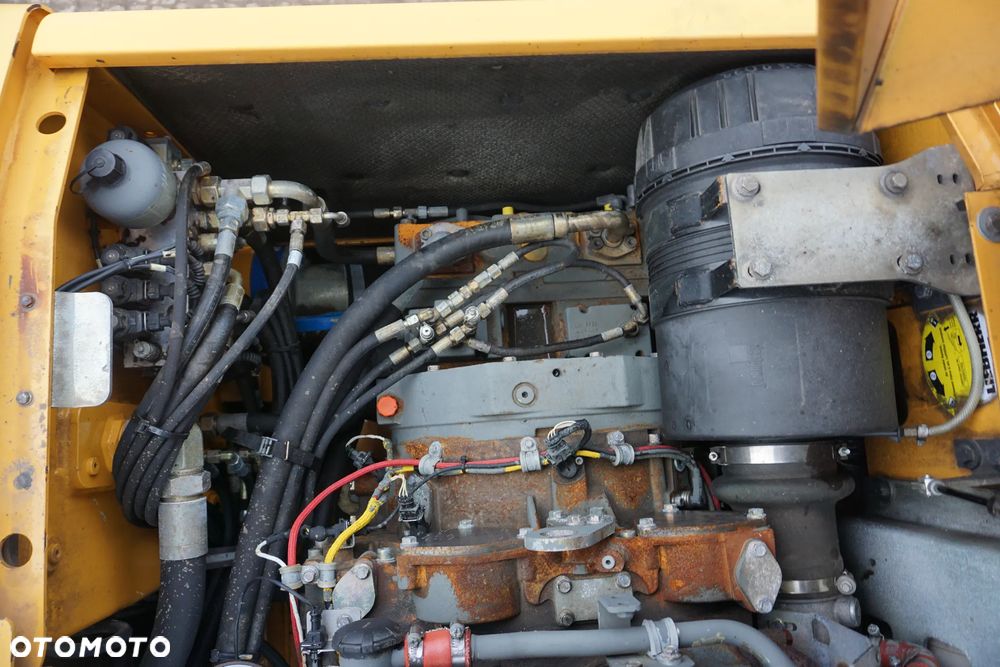 Liebherr A 924C - 10