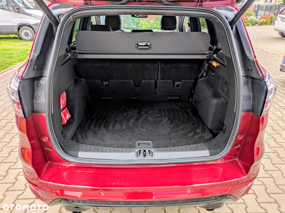 Ford Kuga 1.5 EcoBoost 2x4 ST-Line - 26