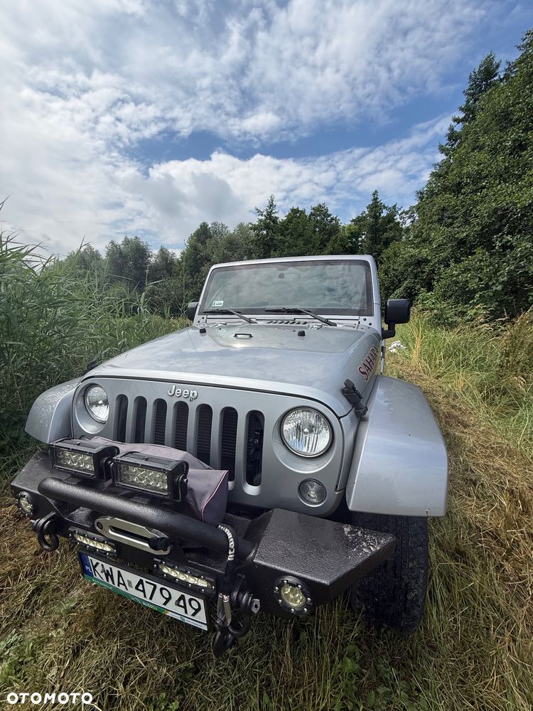 Jeep Wrangler 3.6 Unlim Sahara - 2