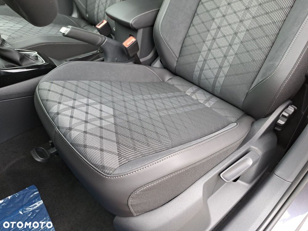 Volkswagen T-Cross - 13