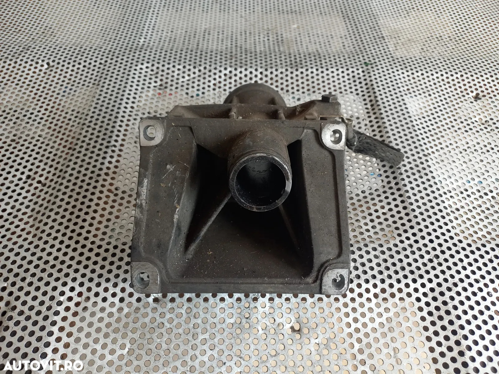 Suport Planetara Intermediara Bmw X3 E83 2.0 D N47 Cod 3448546 Dezmembrez Bmw X3 E83 LCI Facelift 2.0 D Manual N47 177 Cai 4x4 Volan Stanga - Dezmembrari Arad - 6