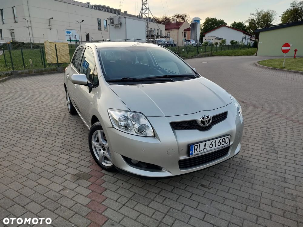 Toyota Auris 1.6 VVT-i Premium MM - 17