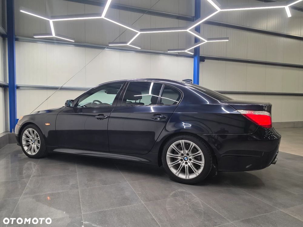 BMW Seria 5 520d Edition Sport - 17