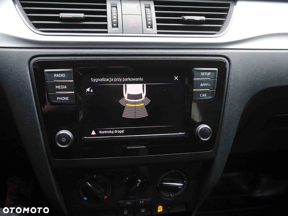 Skoda RAPID Spb 1.0 TSI Ambition - 22