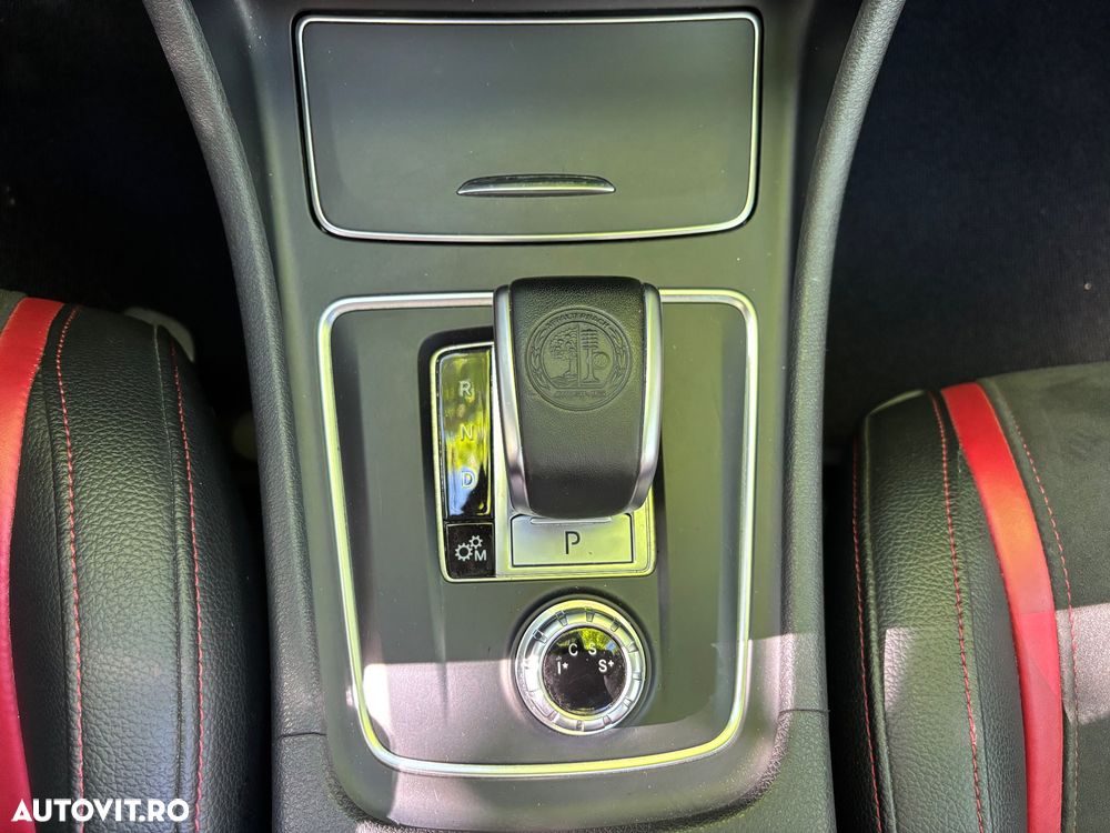 Mercedes-Benz CLA 45 AMG 4MATIC Aut. - 9
